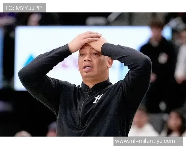 泰伦卢赞比尔努力拼搏回归赛场期待他展现真实自我