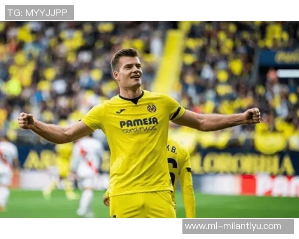 哈兰德与传奇前锋莱因克尔希勒同框合影展现神锋风采 哈兰德与传奇前锋莱因克尔希勒同框合影展现神锋风采